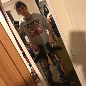 Meet your Posher, Damon wayne